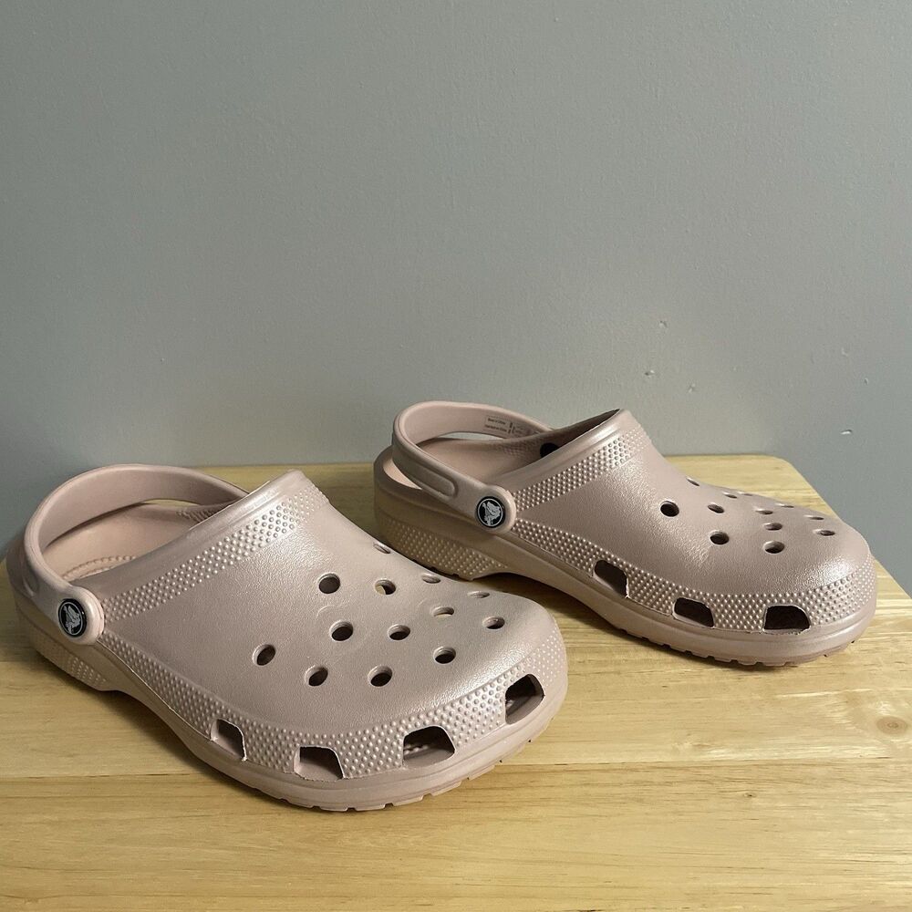 Crocs Women's Classic Platform Clogs Light Metallic Pink Slip On Size 9